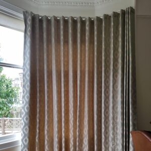 wave-curtain-2